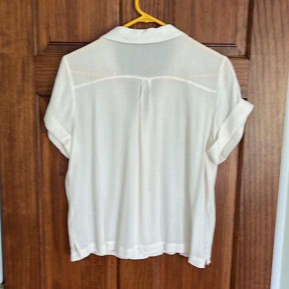Banana Republic White Blouse - Picture 2 of 4